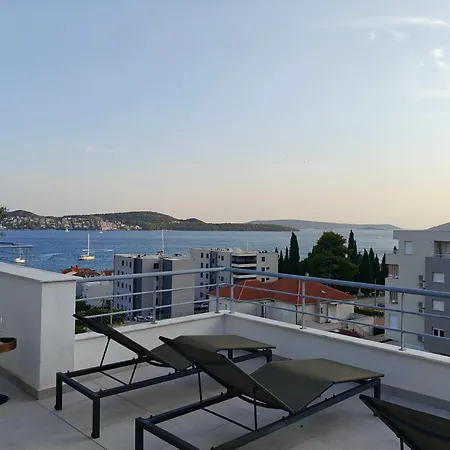 Brand New Lux Apartment G & L With Hot Tub Trogir