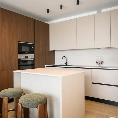 Brand New Lux Apartment G & L With Hot Tub Lägenhet Trogir