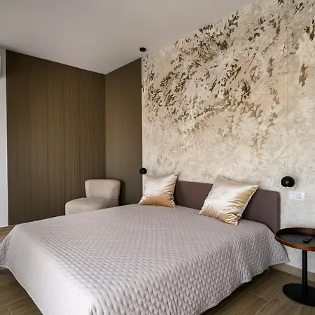 Brand New Lux Apartment G & L With Hot Tub * Trogir